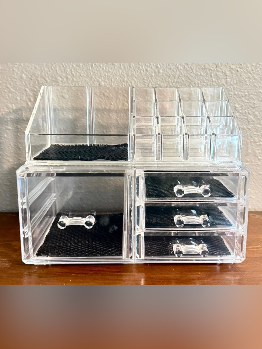 Makeup or Jewelry Organizer Clear Acrylic 4 Lined Drawers 9.5” x 5” x 7”